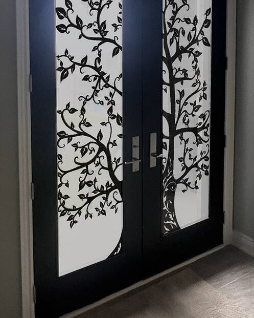 Woodland laser cut iron door insert, installed (photo 23)