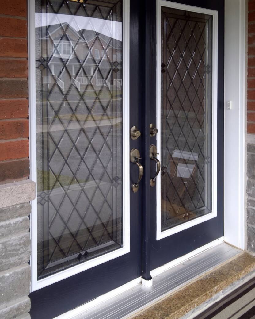 Prisma decorative glass door insert