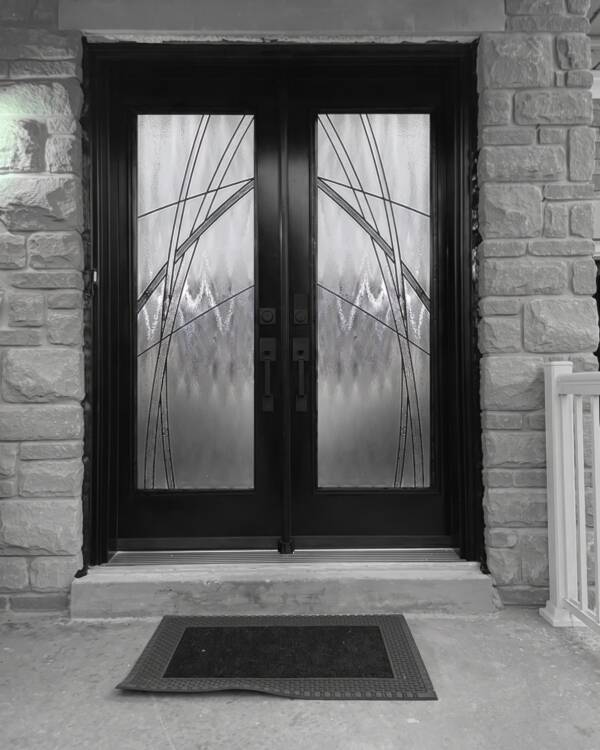 Rialto decorative glass door insert