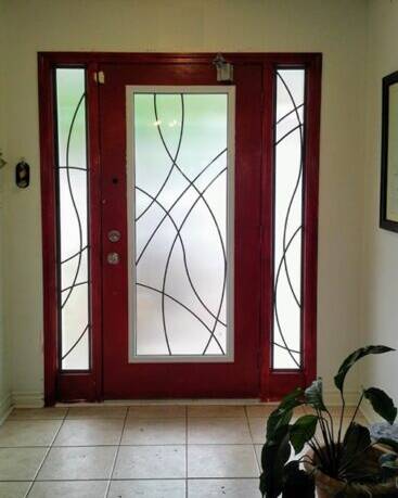 Element wrought iron door insert, installed (photo 6)