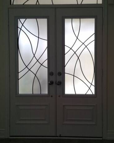Element wrought iron door insert, installed (photo 7)