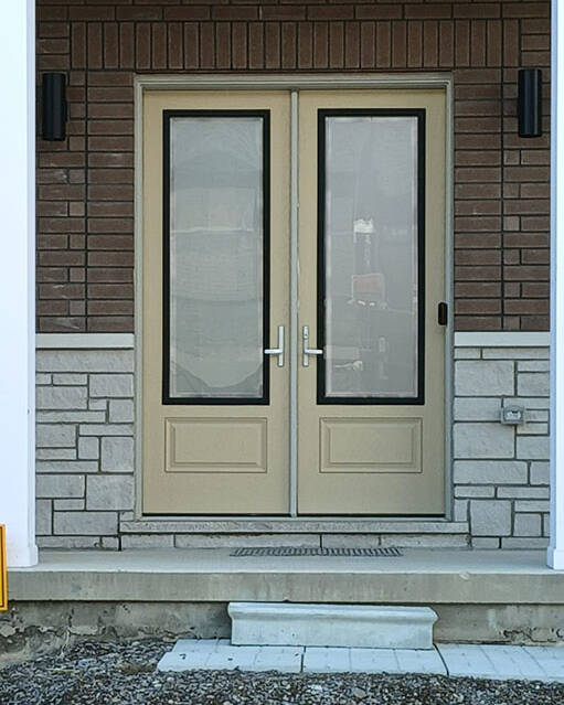 Allure decorative glass door insert, installed (photo 14)
