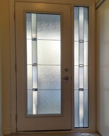 Prodigy decorative glass door insert, installed (photo 9)