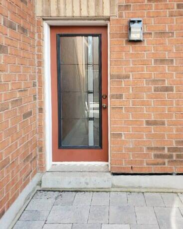Prodigy decorative glass door insert, installed (photo 14)