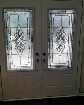 Reflection decorative glass door insert, installed (photo 18)