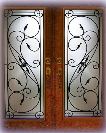 Salonica wrought iron door insert, installed (photo 7)