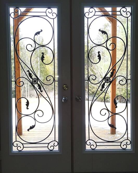 Salonica wrought iron door insert, installed (photo 13)