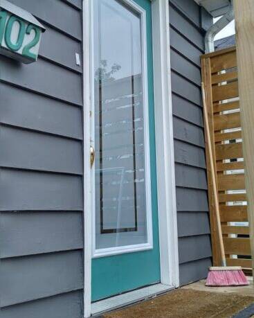 Sandblast decorative glass door insert, installed (photo 10)